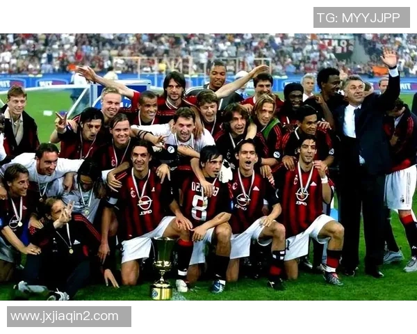 足球传奇谢幕时刻:盘点全球球星退役背后的荣耀与传承 足球传奇谢幕时刻:盘点全球球星退役背后的荣耀与传承